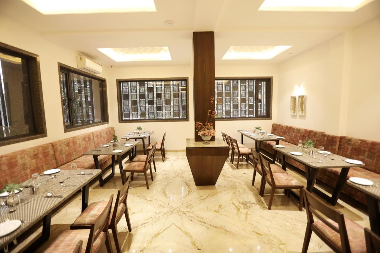 Hotel Shourya Residency Gulab Bagh Udaipur Exterior foto