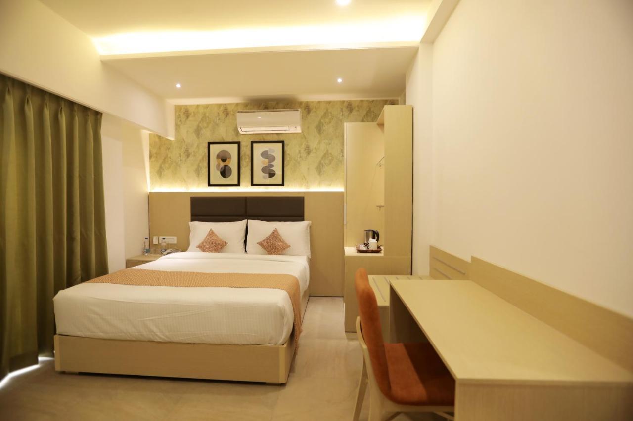 Hotel Shourya Residency Gulab Bagh Udaipur Exterior foto